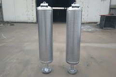 安全閥消聲器采用了通孔噴、阻的消聲原理